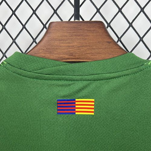 25/26 Barcelona Green Goalkeeper kids