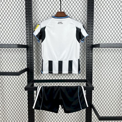 Newcastle United 2025/26 Home Kids Kit